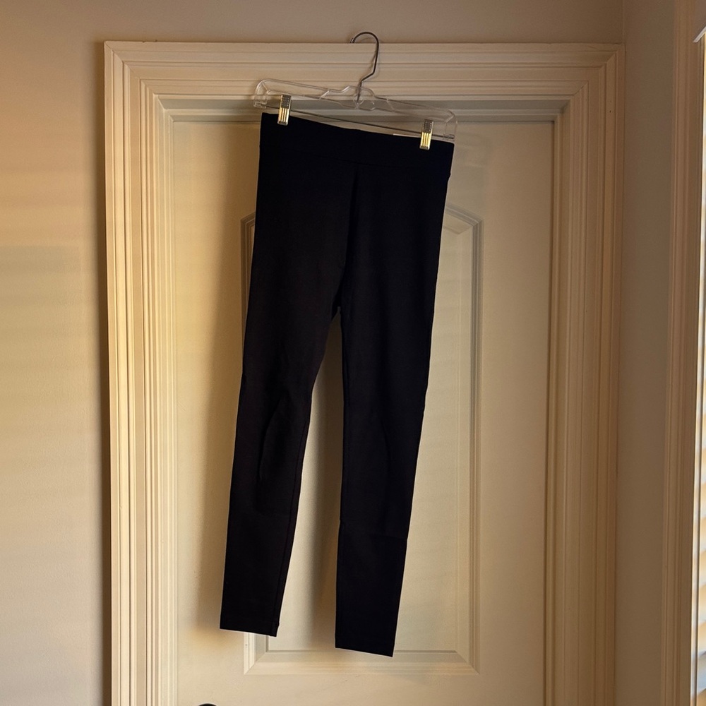 Lou & Grey Black Leggings NWT